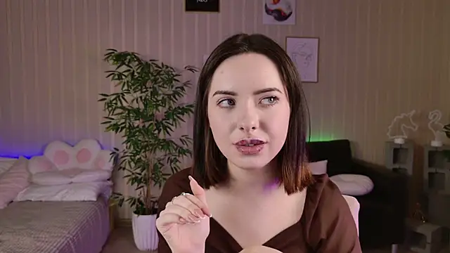 Lazzy Lizzy online show from January 12, 6:27 pm