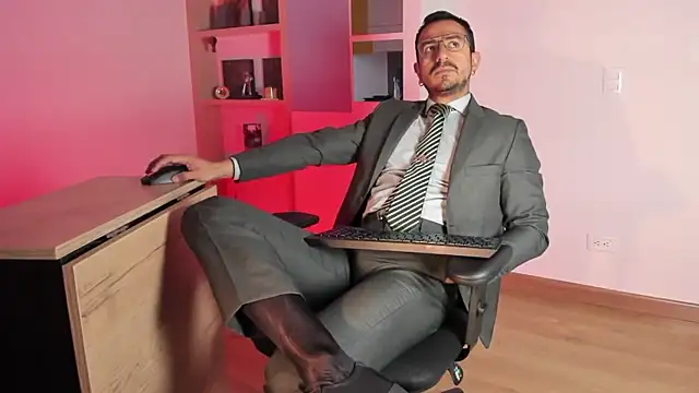 pablo-rincon95 online show from January 13, 1:49 pm