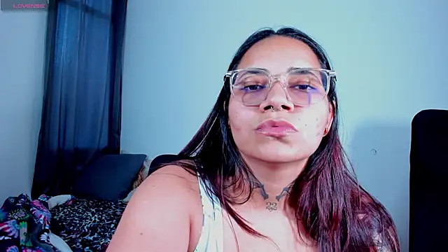 Snapshot of Mabelydani chatting on December 22, 10:29 pm Mabelydani online show from December 22, 10:29 pm