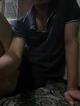 Snapshot of Privateseducer chatting on September 9, 1:21 pm Privateseducer online show from September 9, 1:21 pm