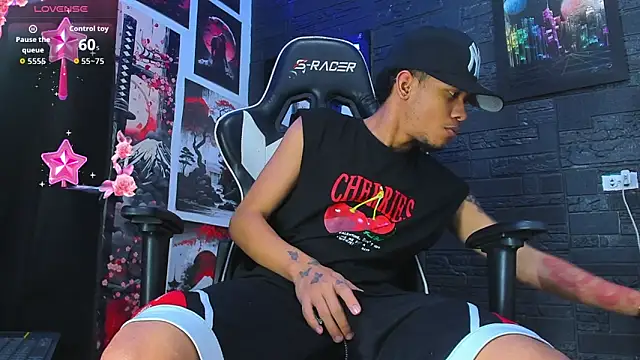 Romancartier 1 online show from December 19, 6:20 am