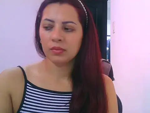 Snapshot of Anne_kis chatting on May 20, 5:19 pm Anne kis online show from May 20, 5:19 pm