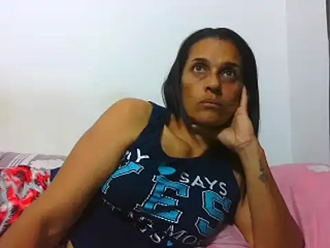 Snapshot of latinbrunettet chatting on March 11, 1:45 pm latinbrunettet online show from March 11, 1:45 pm