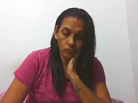 Snapshot of latinbrunettet chatting on January 7, 1:13 pm latinbrunettet online show from January 7, 1:13 pm