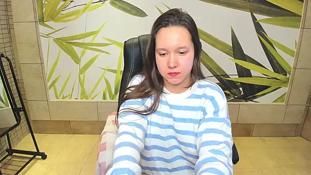 Mira Karter online show from December 8, 7:37 am