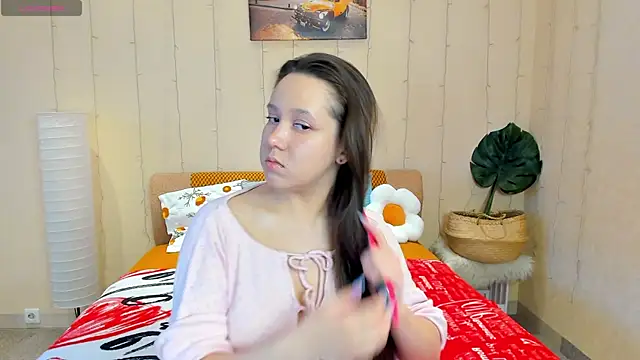 Mira Karter online show from April 2, 2:53 am