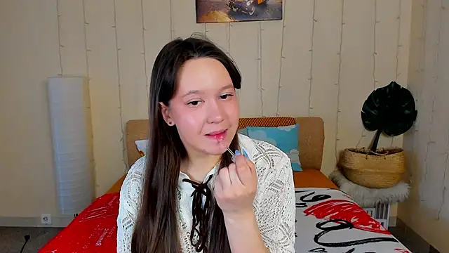 Mira Karter online show from April 15, 2:40 am