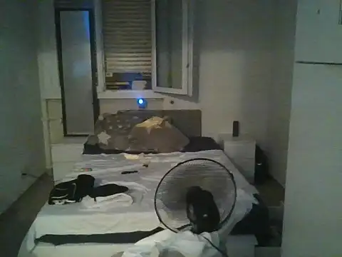 Snapshot of vergon6241 chatting on July 10, 9:50 pm vergon6241 online show from July 10, 9:50 pm
