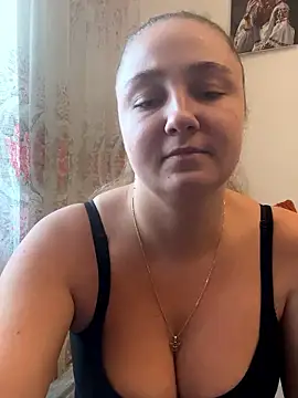 Joannakiss online show from October 23, 1:54 pm