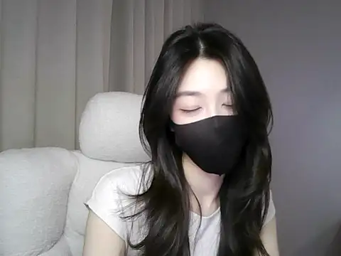 Snapshot of xiaxia-baby_ chatting on November 26, 7:48 pm xiaxia-baby online show from November 26, 7:48 pm