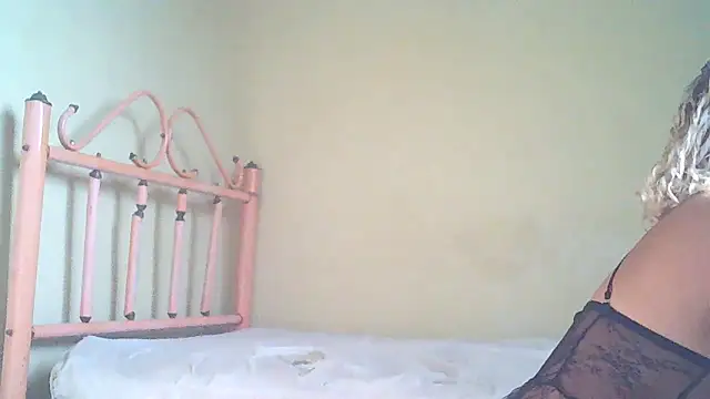 Lucy White   online show from February 22, 8:51 pm