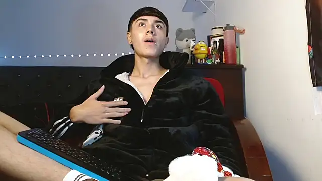 Snapshot of Im_juanda chatting on December 17, 8:21 pm Im juanda online show from December 17, 8:21 pm