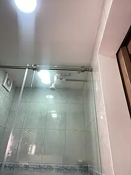 Snapshot of dolcebella chatting on December 31, 7:40 pm dolcebella online show from December 31, 7:40 pm