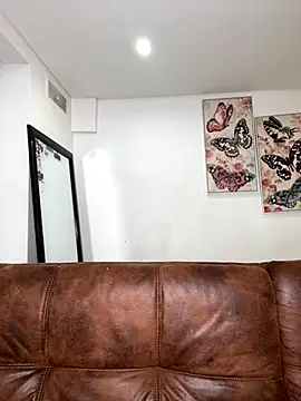 Snapshot of dolcebella chatting on October 20, 3:45 pm dolcebella online show from October 20, 3:45 pm