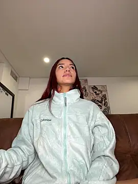 Snapshot of dolcebella chatting on November 16, 5:57 am dolcebella online show from November 16, 5:57 am