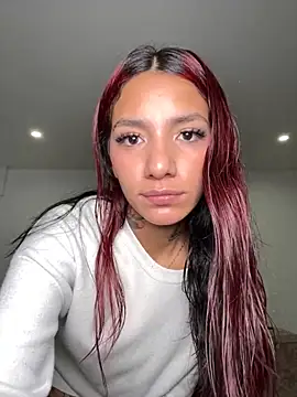 Snapshot of dolcebella chatting on November 19, 4:45 am dolcebella online show from November 19, 4:45 am