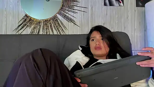 karla 999 online show from December 29, 5:10 am