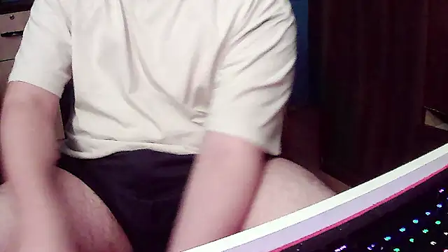 Snapshot of pisceslost chatting on October 5, 1:15 am pisceslost online show from October 5, 1:15 am