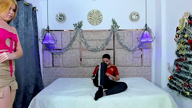 Snapshot of yez_hot_ggh chatting on December 29, 8:58 pm yez hot ggh online show from December 29, 8:58 pm