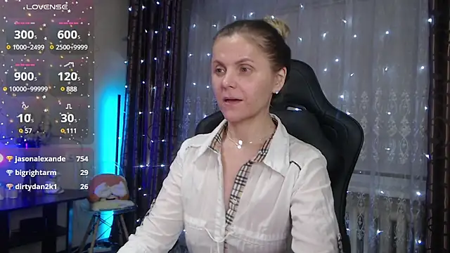 JessieOMays online show from March 10, 1:23 am