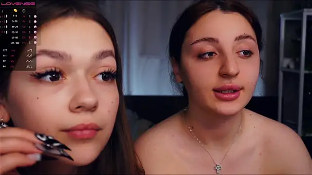 Snapshot of EditaDobson chatting on January 10, 7:35 am EditaDobson online show from January 10, 7:35 am