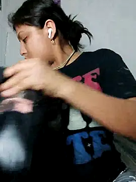 azulzulix online show from April 12, 1:43 am