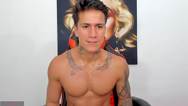 pettergrey1 online show from December 6, 11:25 pm