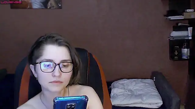 womanstrong78 online show from March 2, 6:51 pm