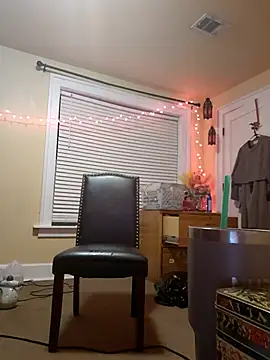Snapshot of Lexxstacy chatting on May 4, 2:29 am Lexxstacy online show from May 4, 2:29 am