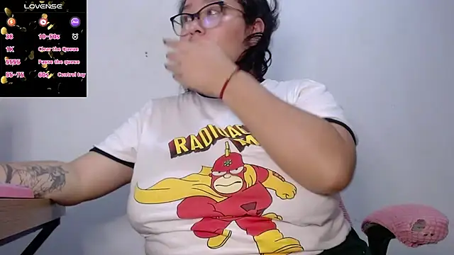 CinnamonCookiez online show from November 9, 4:44 am