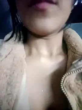 PequeArely online show from February 1, 1:23 am