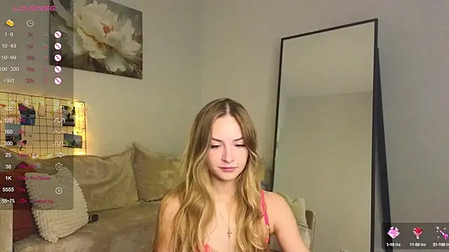 Soft Eva online show from December 3, 7:10 am