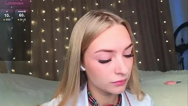 Soft Eva online show from January 16, 7:49 am