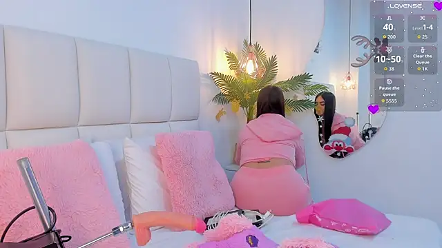 zoe rivers online show from December 20, 12:29 am