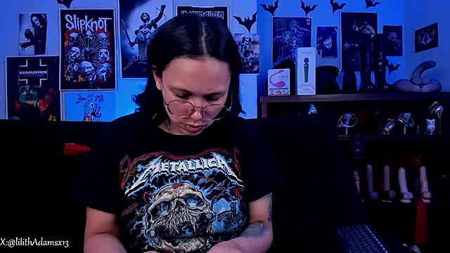 Snapshot of lilith-deveraux chatting on April 21, 5:39 pm lilith-deveraux online show from April 21, 5:39 pm
