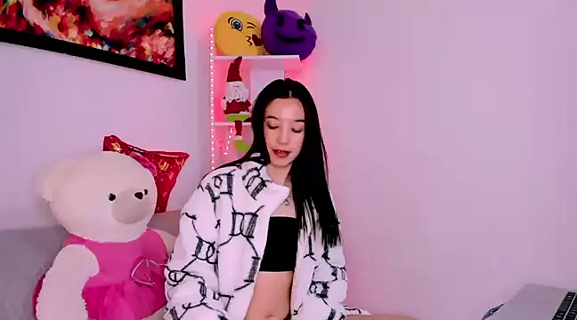 Manuelaa mejiia online show from December 10, 4:49 pm