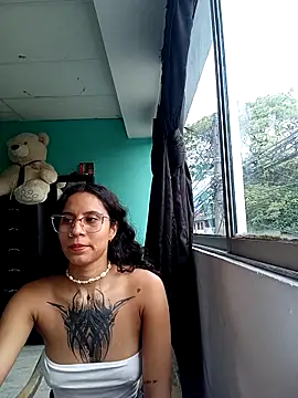 Karii-R online show from March 8, 3:38 pm