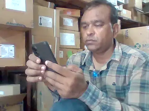 Snapshot of nupa230780 chatting on June 16, 8:17 am nupa230780 online show from June 16, 8:17 am