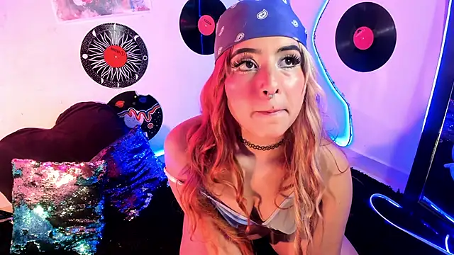 Snapshot of _dahian14_ chatting on February 26, 4:14 am dahian14 online show from February 26, 4:14 am