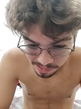 Snapshot of Edwardsky000 chatting on February 24, 10:08 pm Edwardsky000 online show from February 24, 10:08 pm