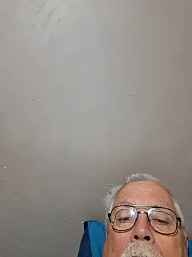 Snapshot of NawtyB1965 chatting on June 29, 4:08 am NawtyB1965 online show from June 29, 4:08 am