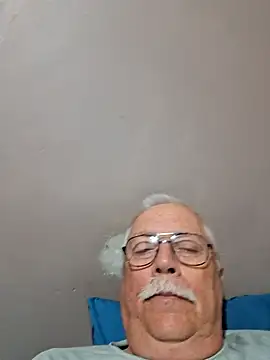 Snapshot of NawtyB1965 chatting on July 5, 4:19 am NawtyB1965 online show from July 5, 4:19 am