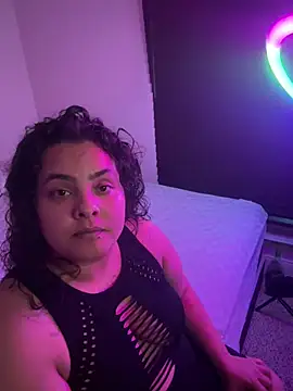 Snapshot of DatBishYouMiss chatting on January 20, 3:15 am DatBishYouMiss online show from January 20, 3:15 am