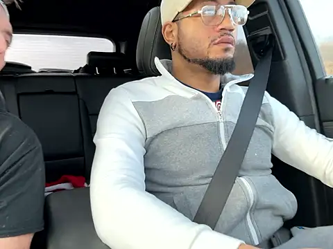 KySir1990 online show from December 5, 2:03 pm