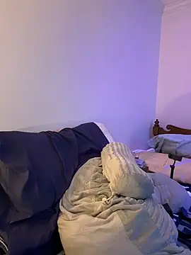 KySir1990 online show from February 14, 9:00 pm