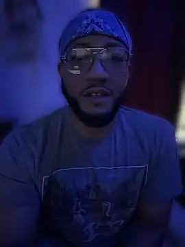 KySir1990 online show from April 17, 4:43 pm