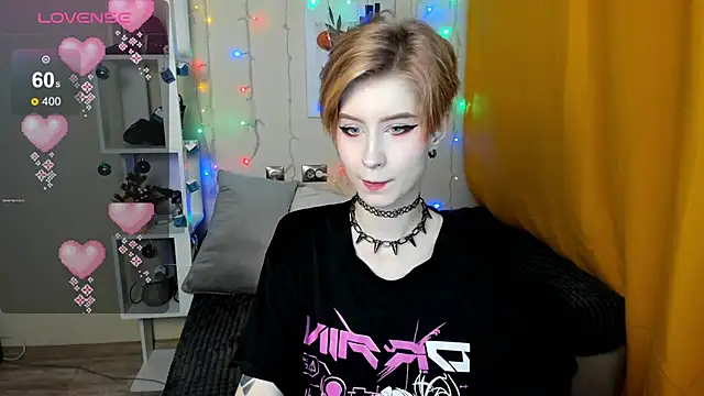 Angel Jules online show from December 12, 1:10 am