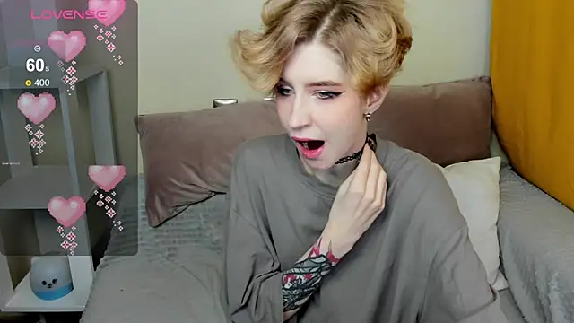 Angel Jules online show from January 31, 1:22 am