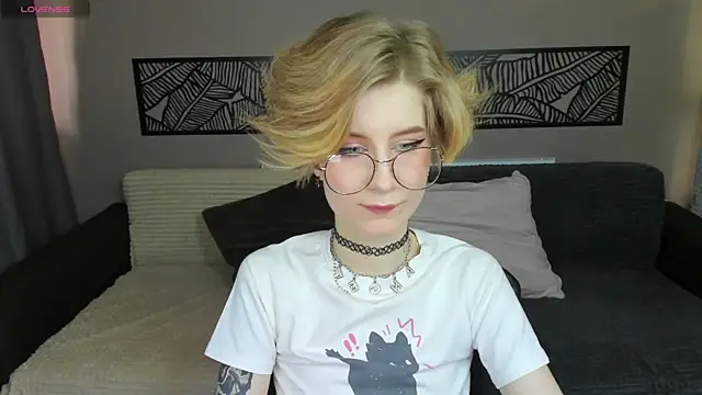 Angel Jules online show from March 20, 12:51 am