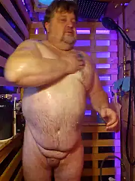 Snapshot of alienbunny chatting on February 18, 10:03 pm alienbunny online show from February 18, 10:03 pm